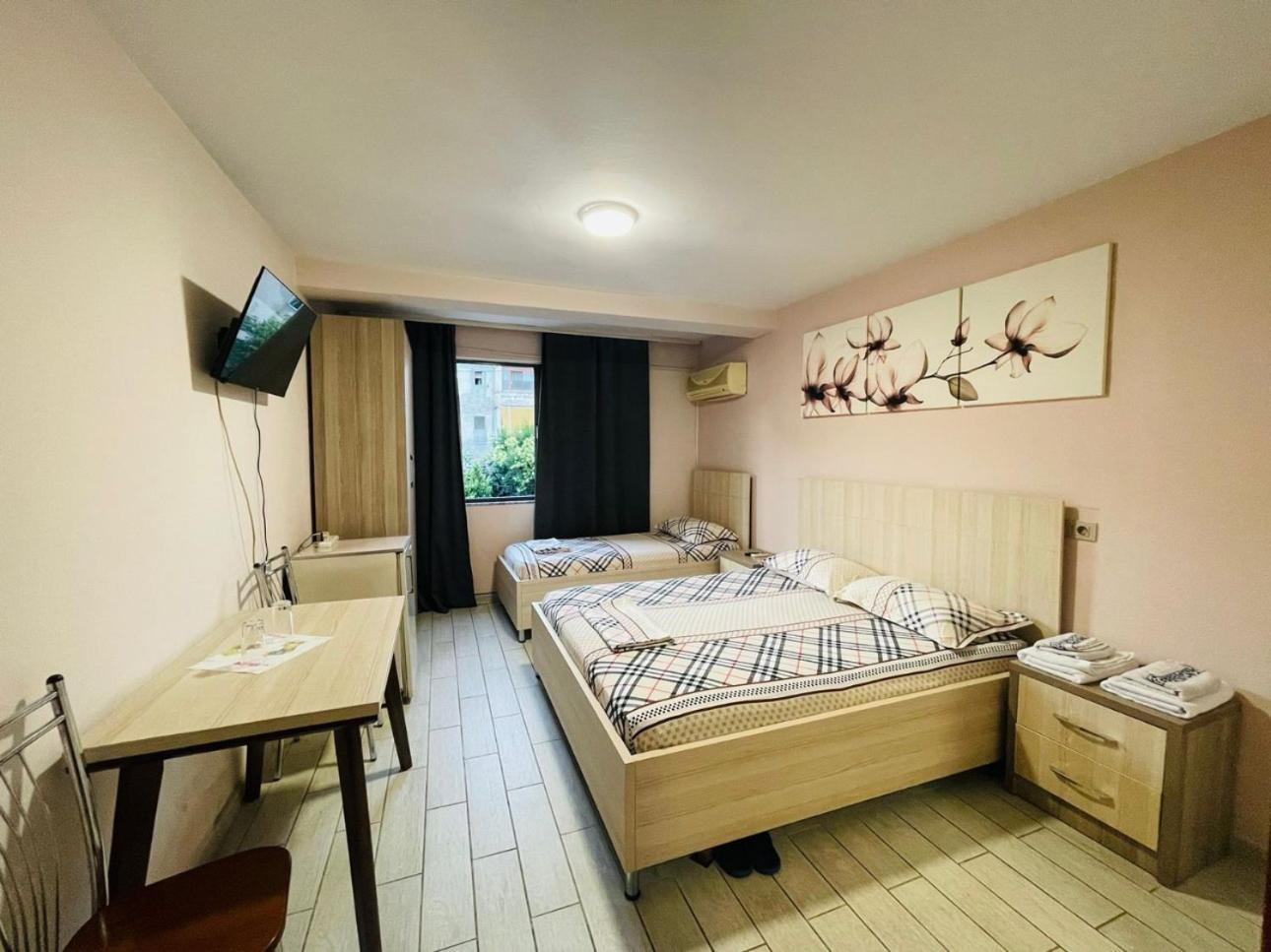 Urban Life Tirana- Economy Rooms Exterior photo